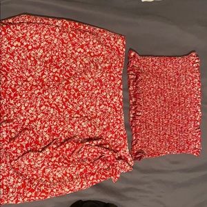 RED- SUMMERSET size 2-4 SMALL
